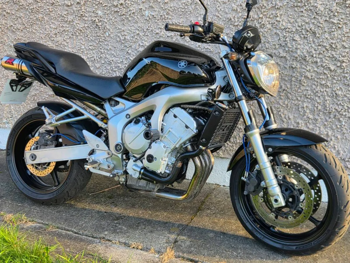 Yamaha FZ6 Fazer - Image 1