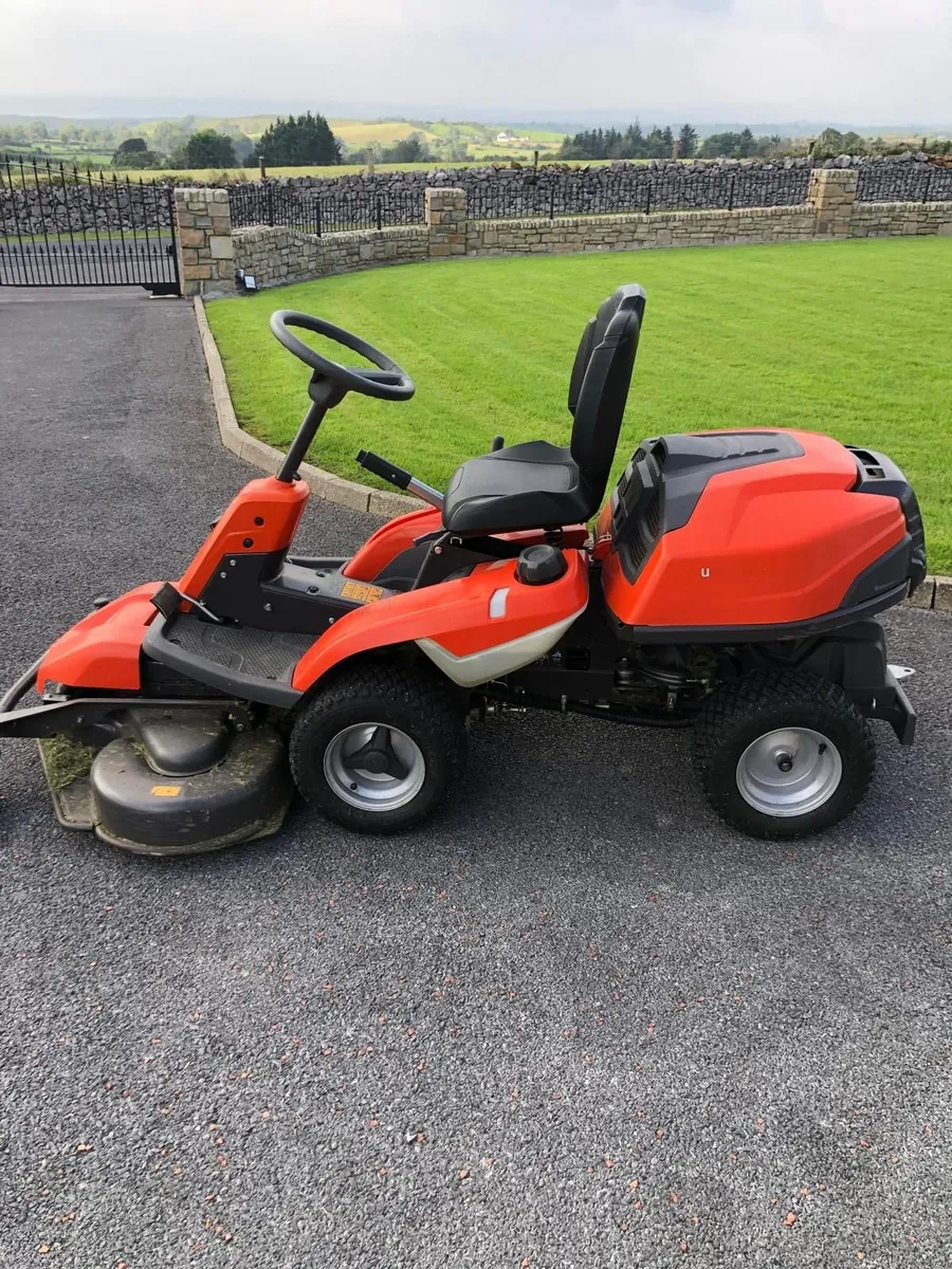 HUSQVARNA Combi 112 lawnmower - Image 1