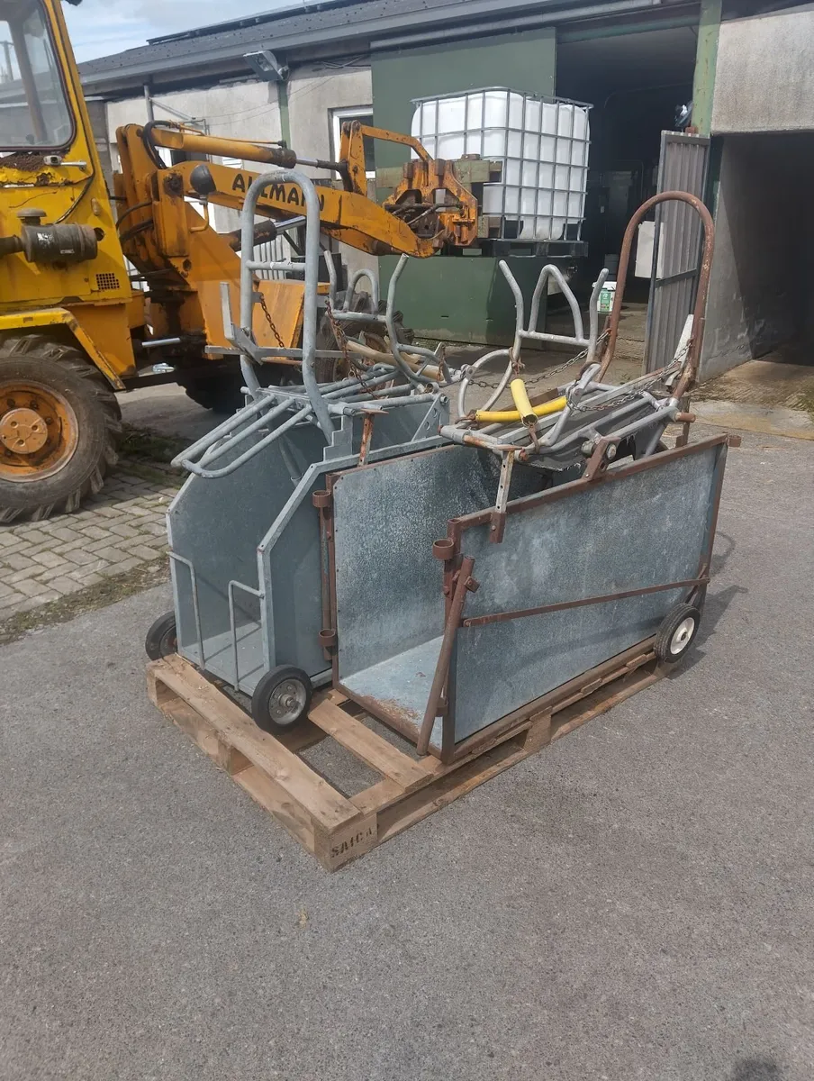 Goat/sheep turnover crate - Image 1