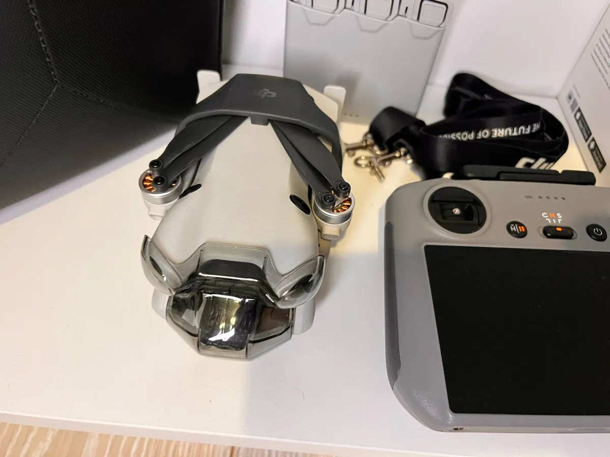 DJI Mini 4 Pro Combo - Image 3