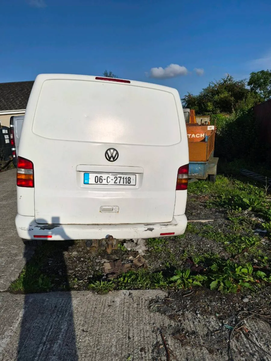 Van - Image 3