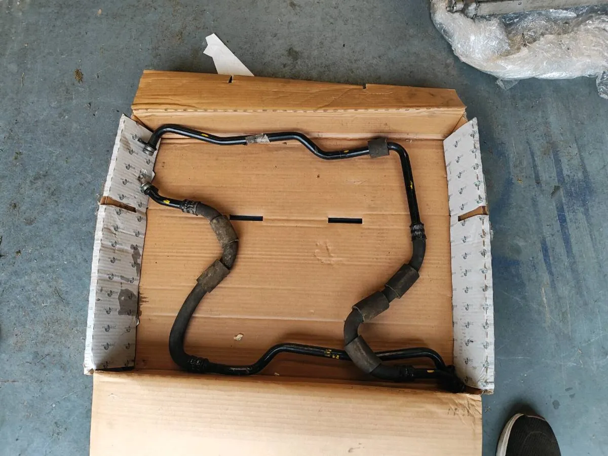 BMW M5 S63 oil cooler hoses - Image 2