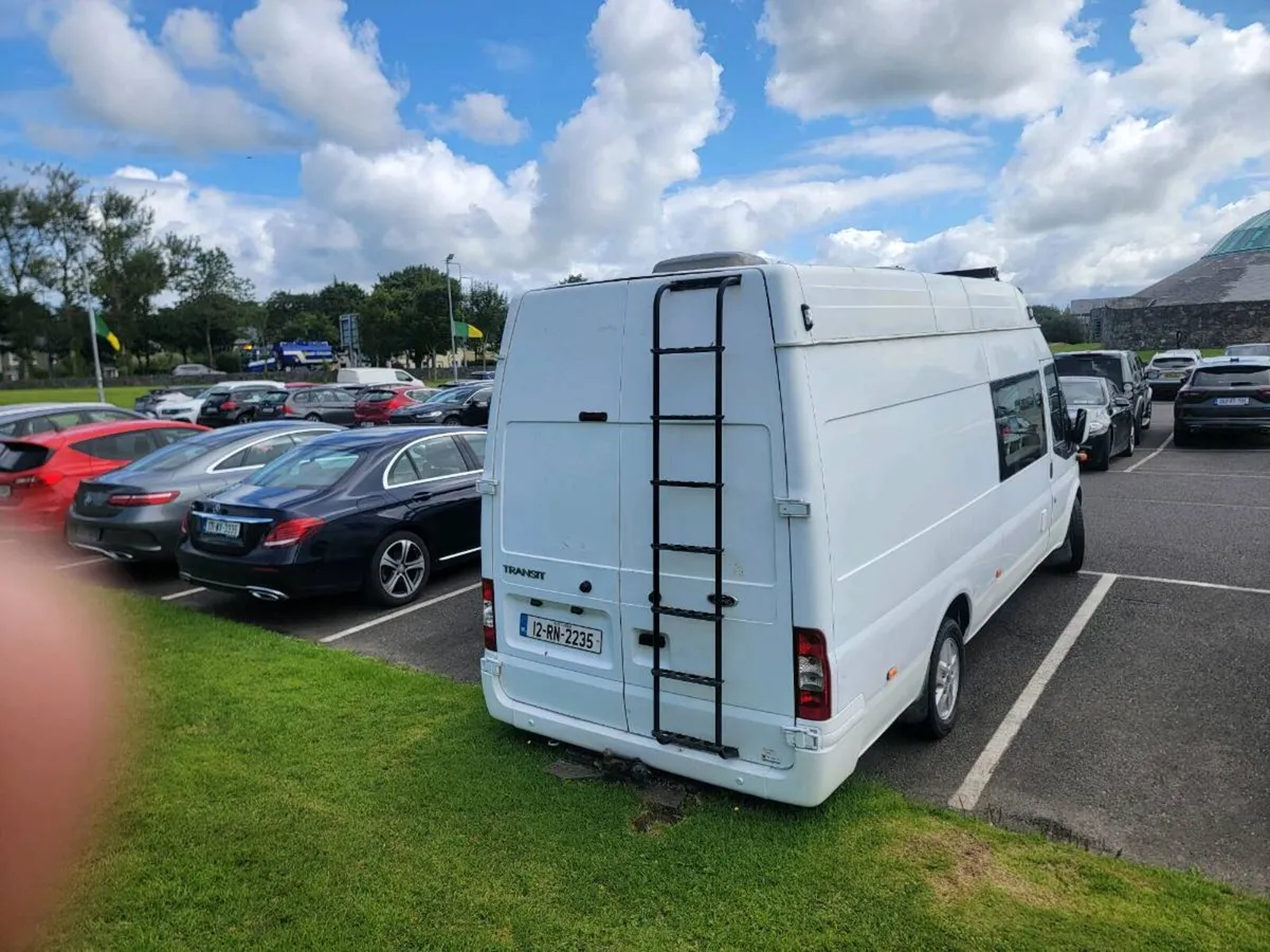 Camper - Image 2
