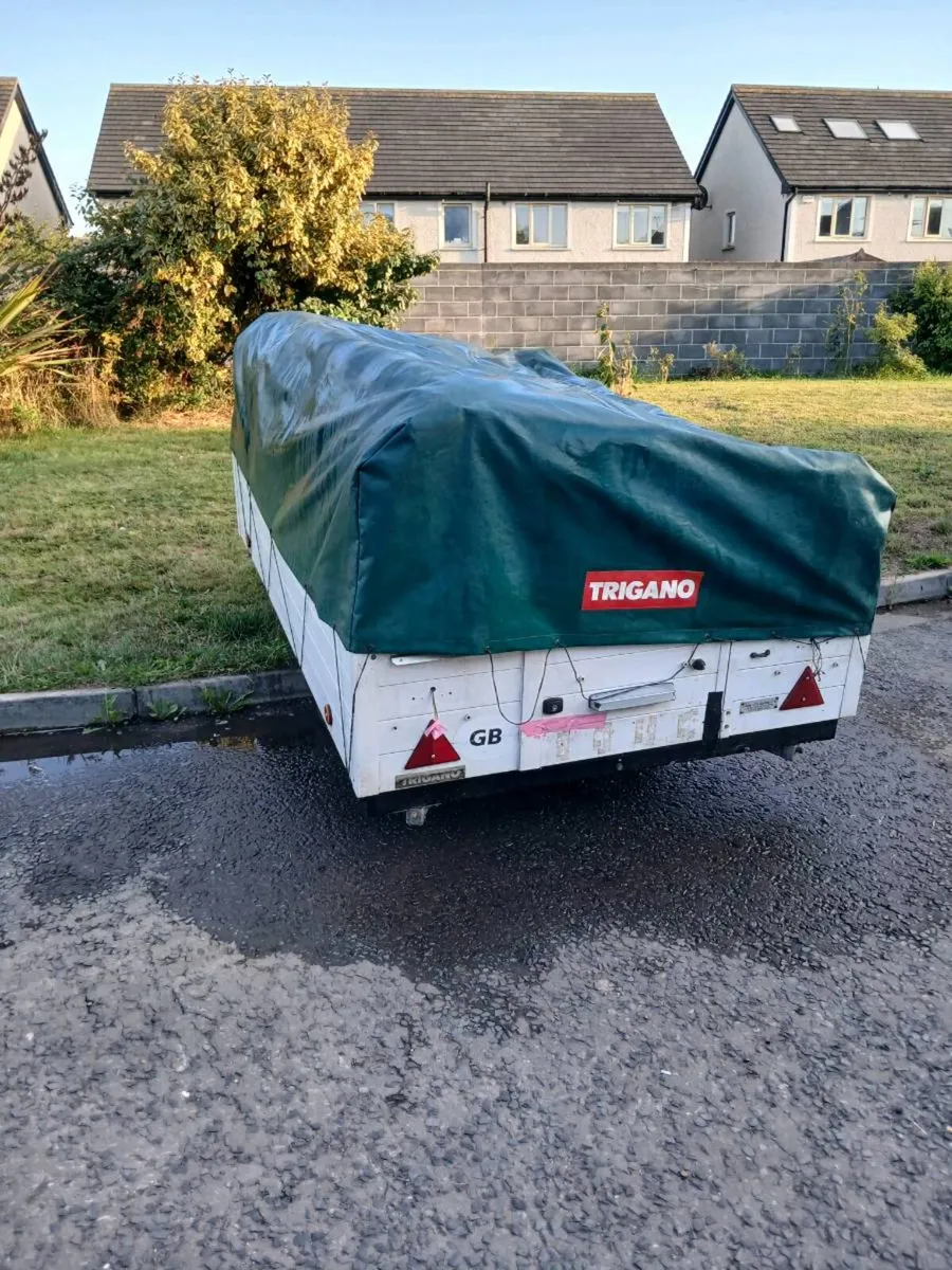 Fold down caravan - Image 1