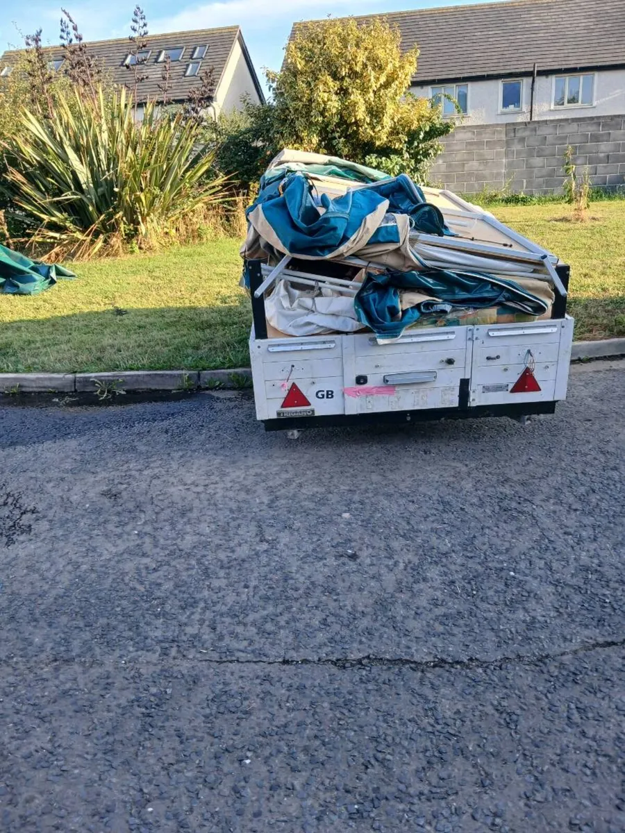 Fold down caravan - Image 2