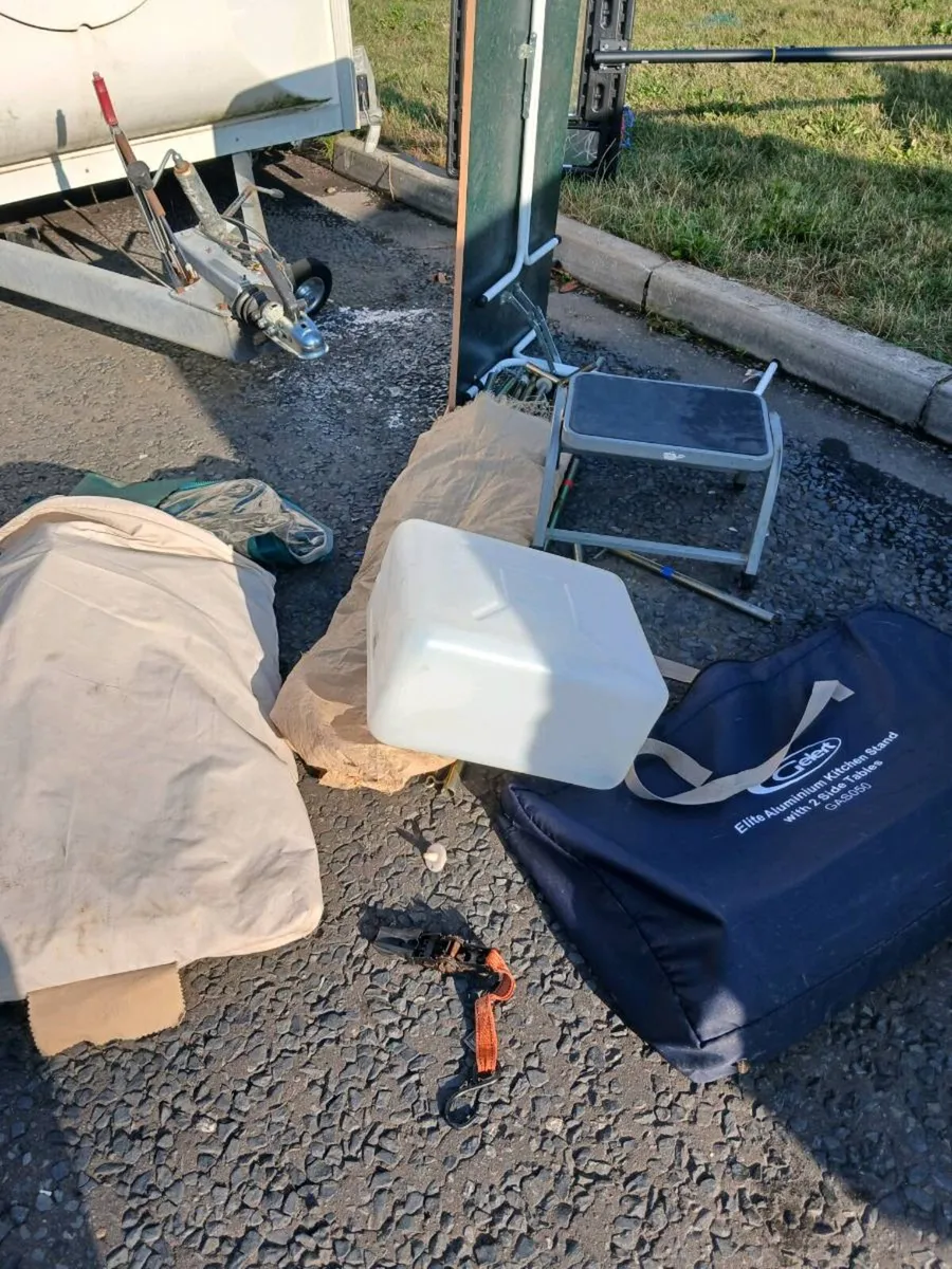 Fold down caravan - Image 3