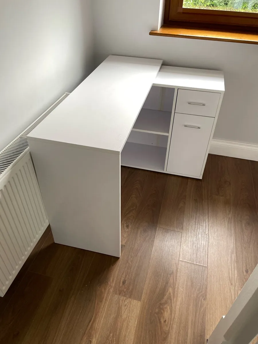 Corner desk - Image 2