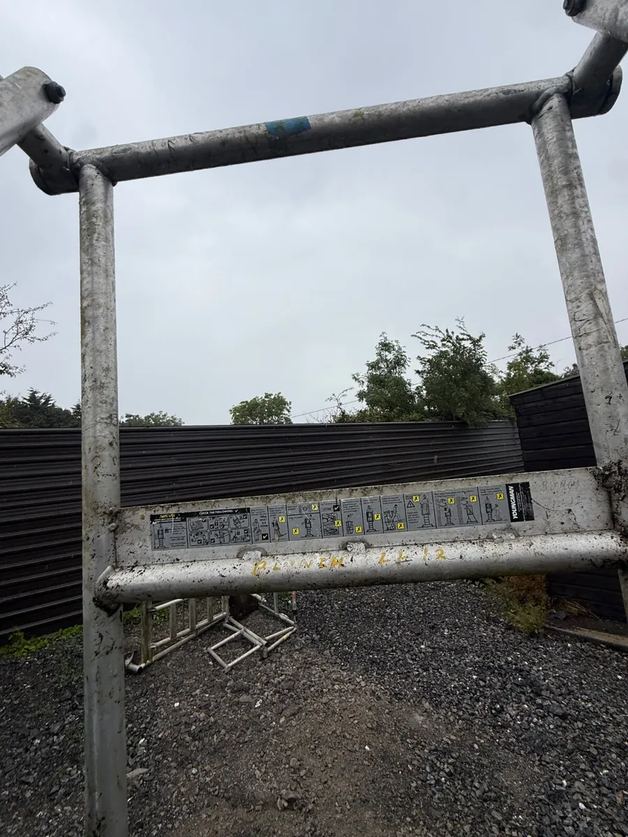 Bossman Scaffolding Tower - Image 3