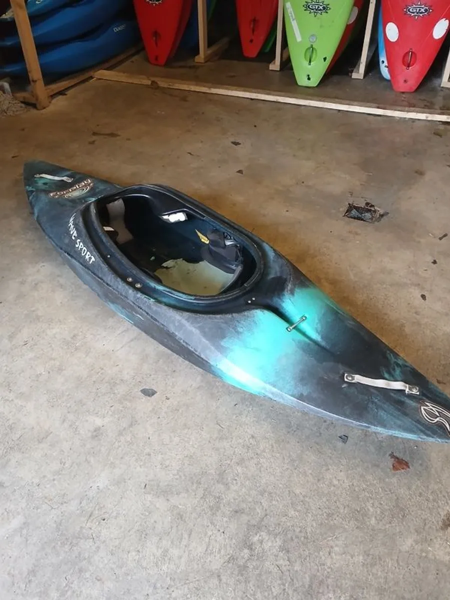 Kayak for sale - Image 1