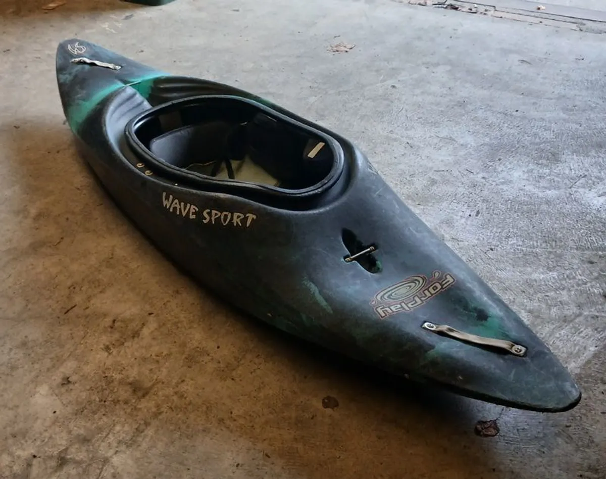Kayak for sale - Image 2