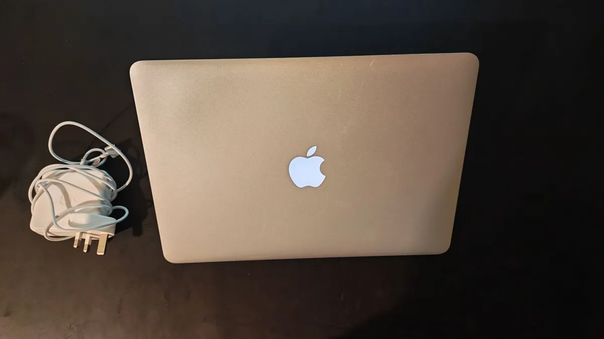 MacBook Air 13" 2017 A1466 | 8GB RAM | 128GB SSD | - Image 1