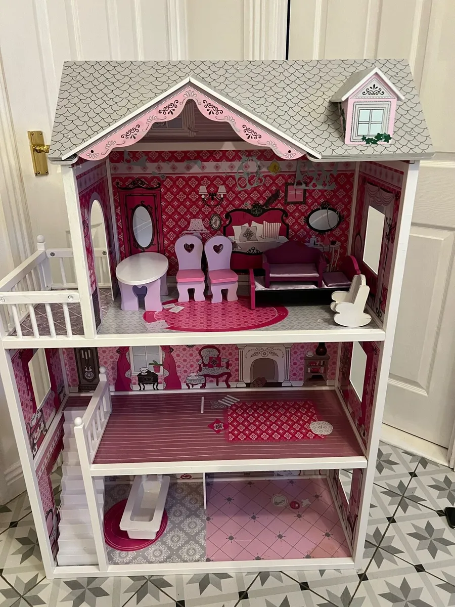 Doll house - Image 2