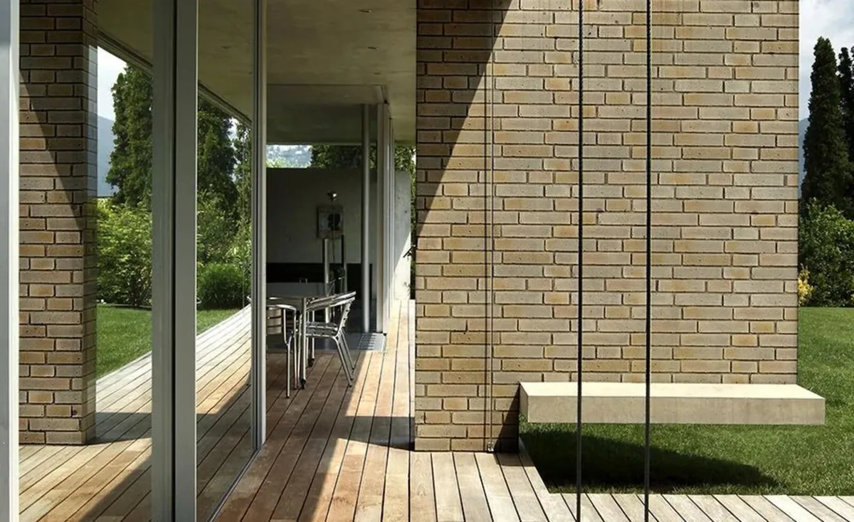 Monsanto 2 Bricks With Grey Joint - Image 1