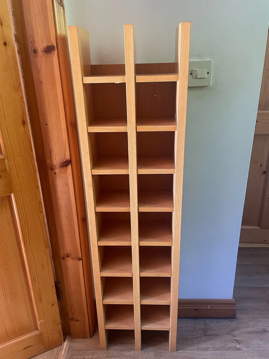 Solid oak display - Image 1