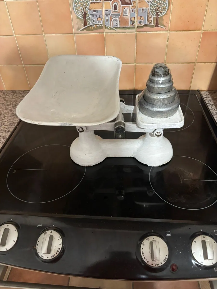 Antique Vintage Balance Scales - Image 3