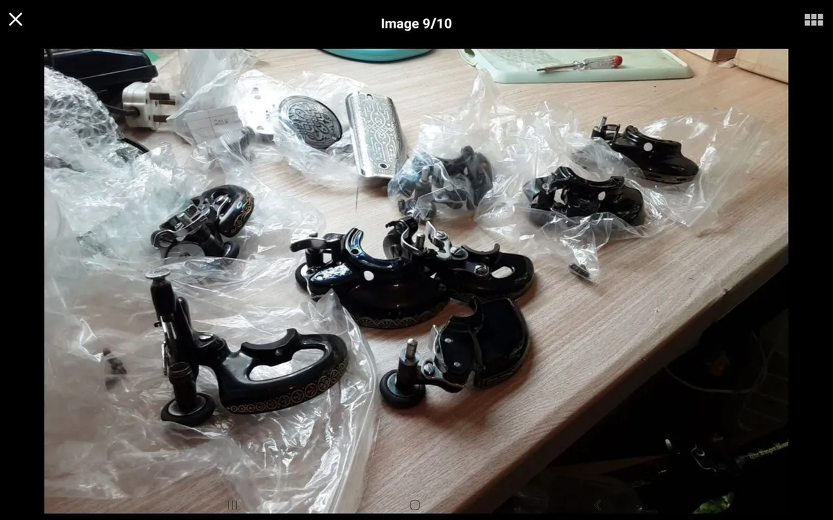 SINGER SEWING MACHINE VINTAGE PARTS - Image 3