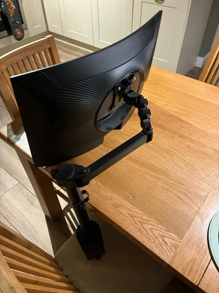 Gaming monitor - Image 2