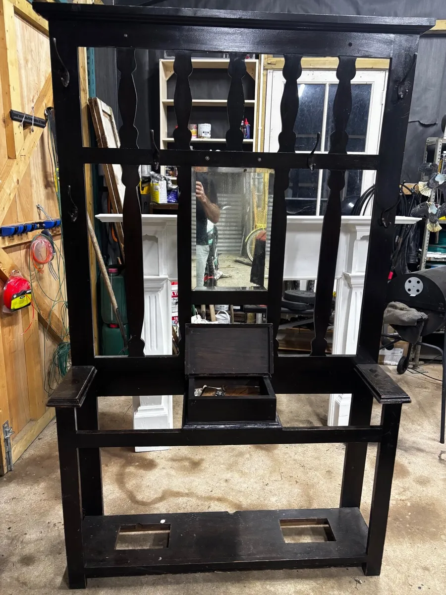 Antique furniture - Image 1