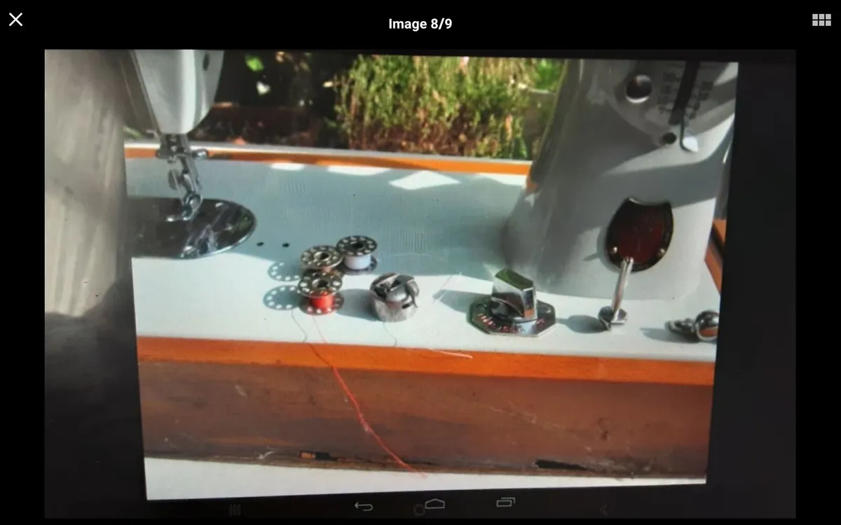 VINTAGE SEWING MACHINE - Image 3