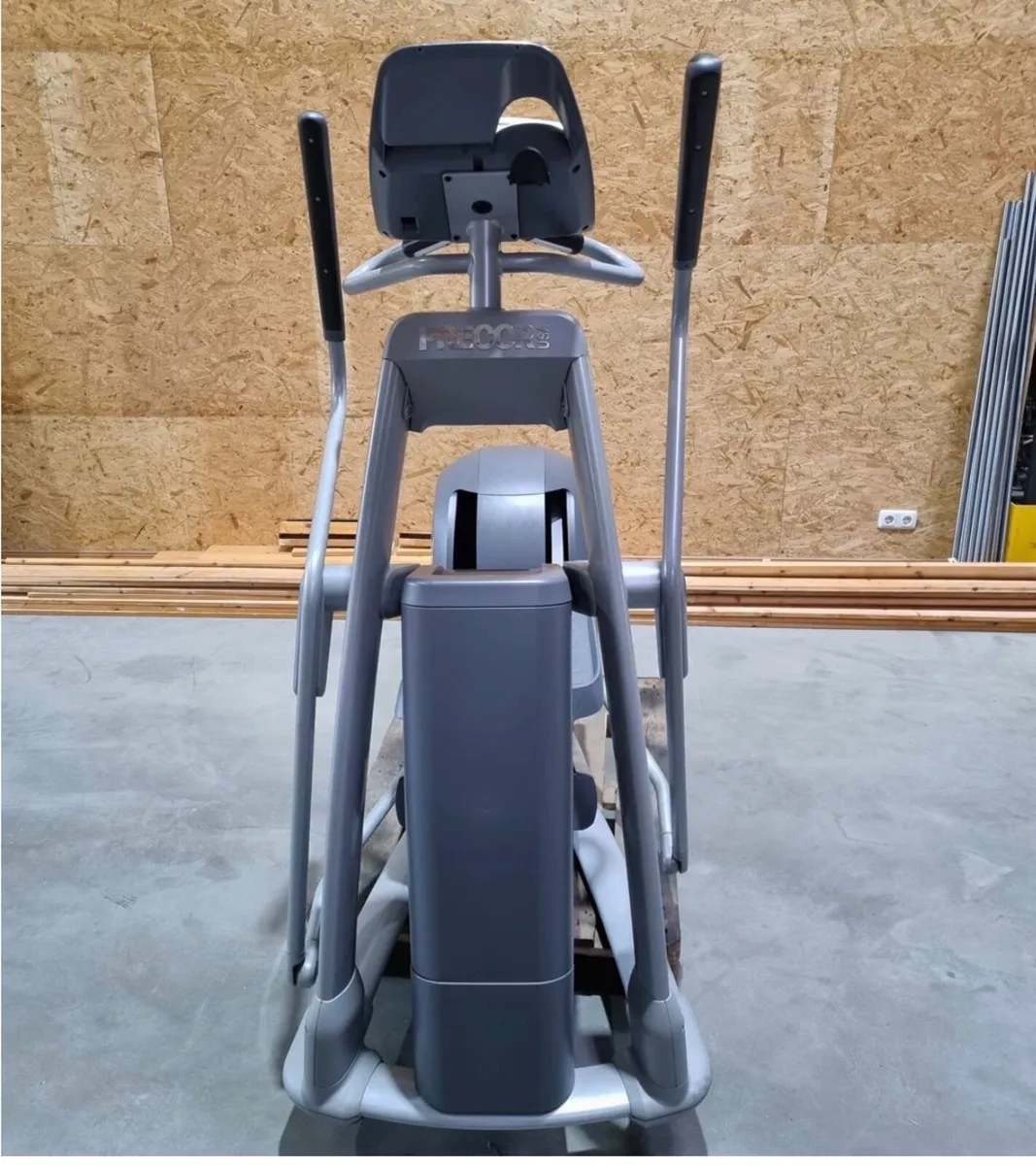 🔥🔥CROSSTRAINERS PRECOR EFX 576i - Image 3