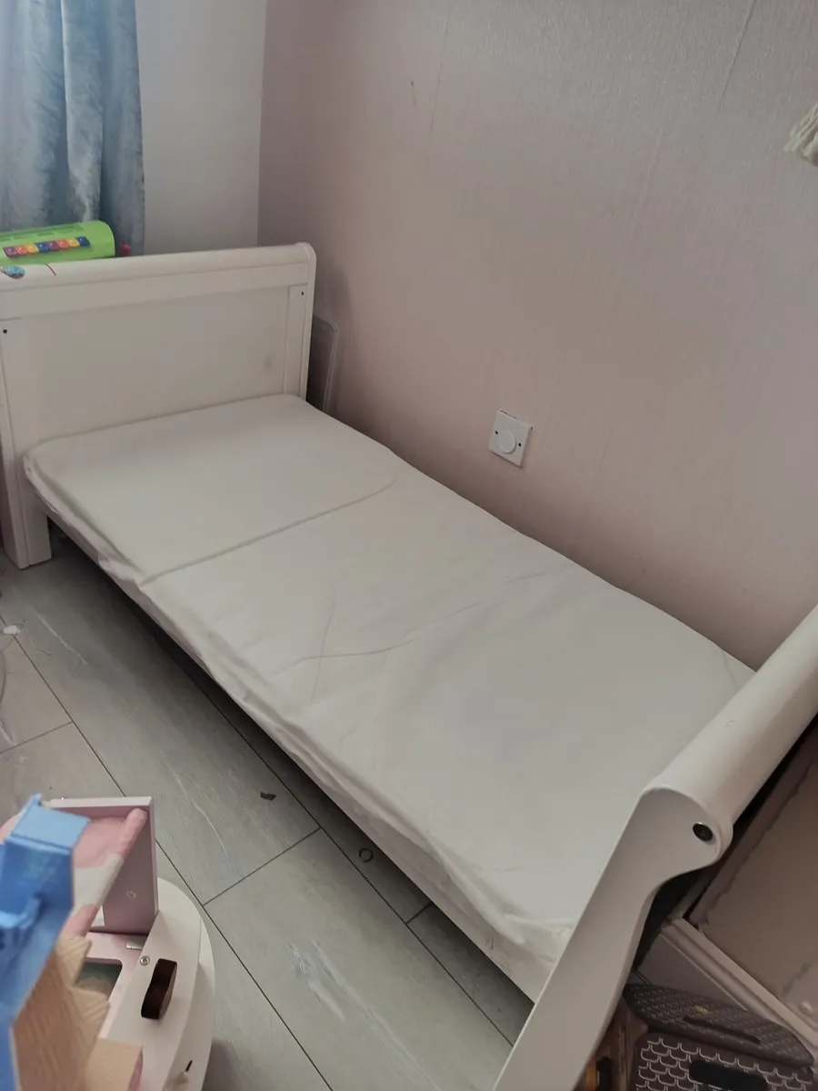 Cot - Image 2