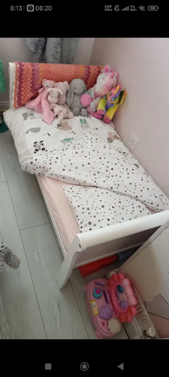 Cot - Image 1