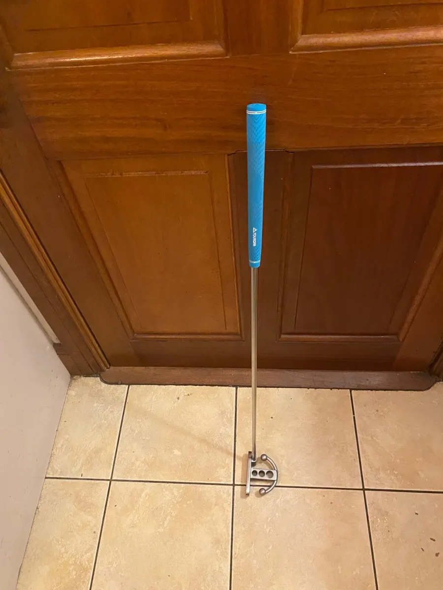 Ladies Left Handed Putter 3 ball 33 inch  NEW - Image 4