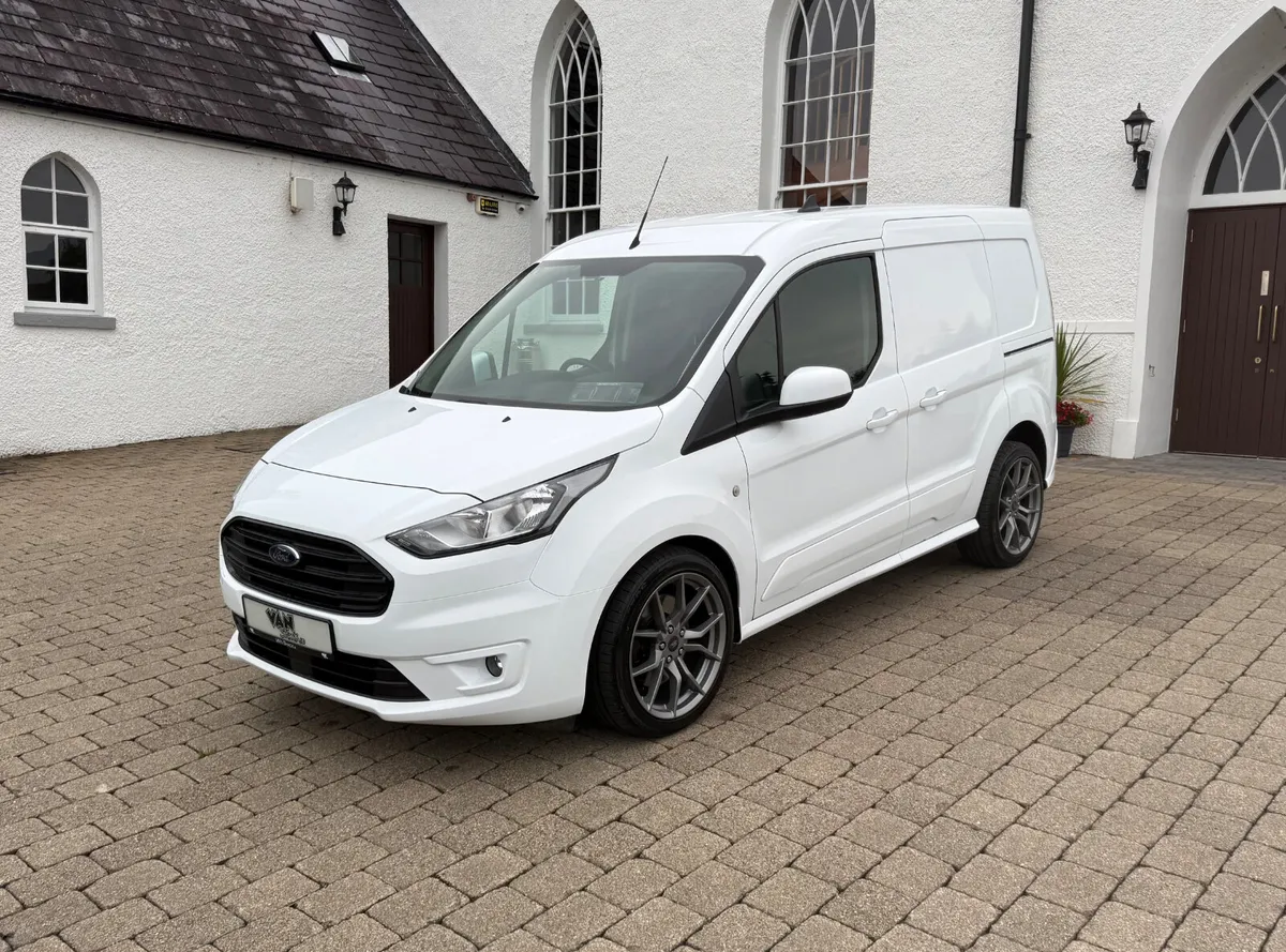 2022 (222reg) Ford Transit Connect - Image 3