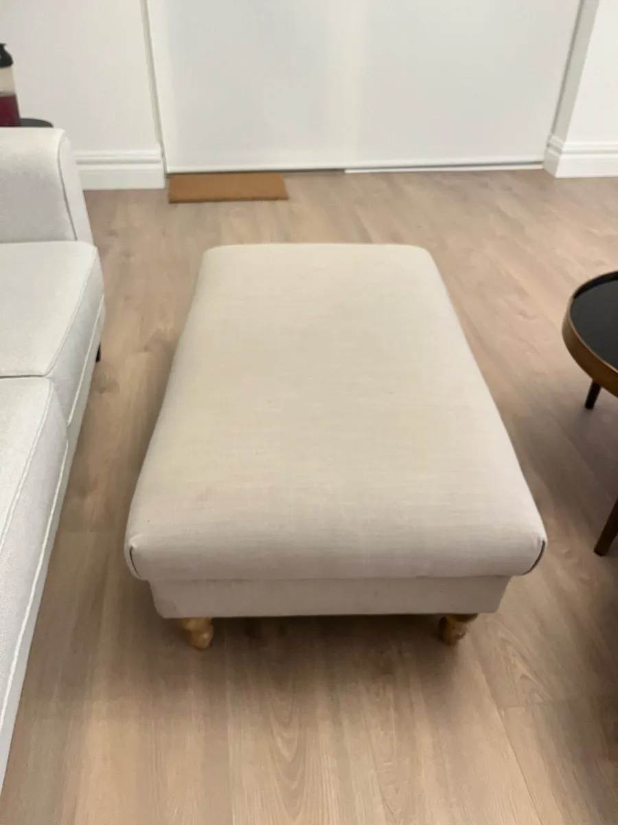 Large footstool - Image 1