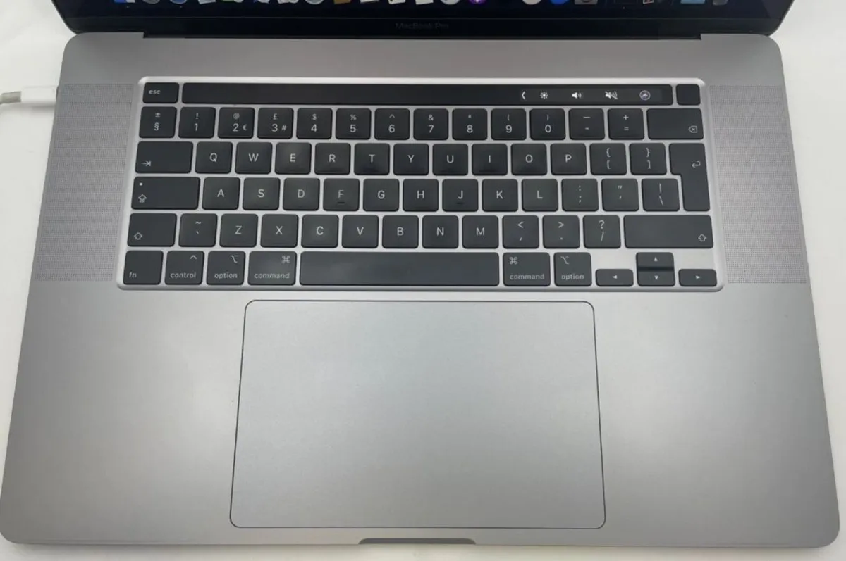 Apple MacBook Pro 16 A2141 Tahoe i7 16GB 512GB SSD - Image 4