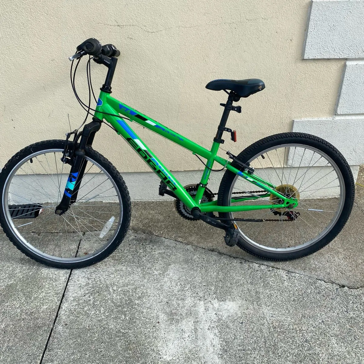 Boys Kids Edgar 24 Inch Green Mountain Bike - Image 1