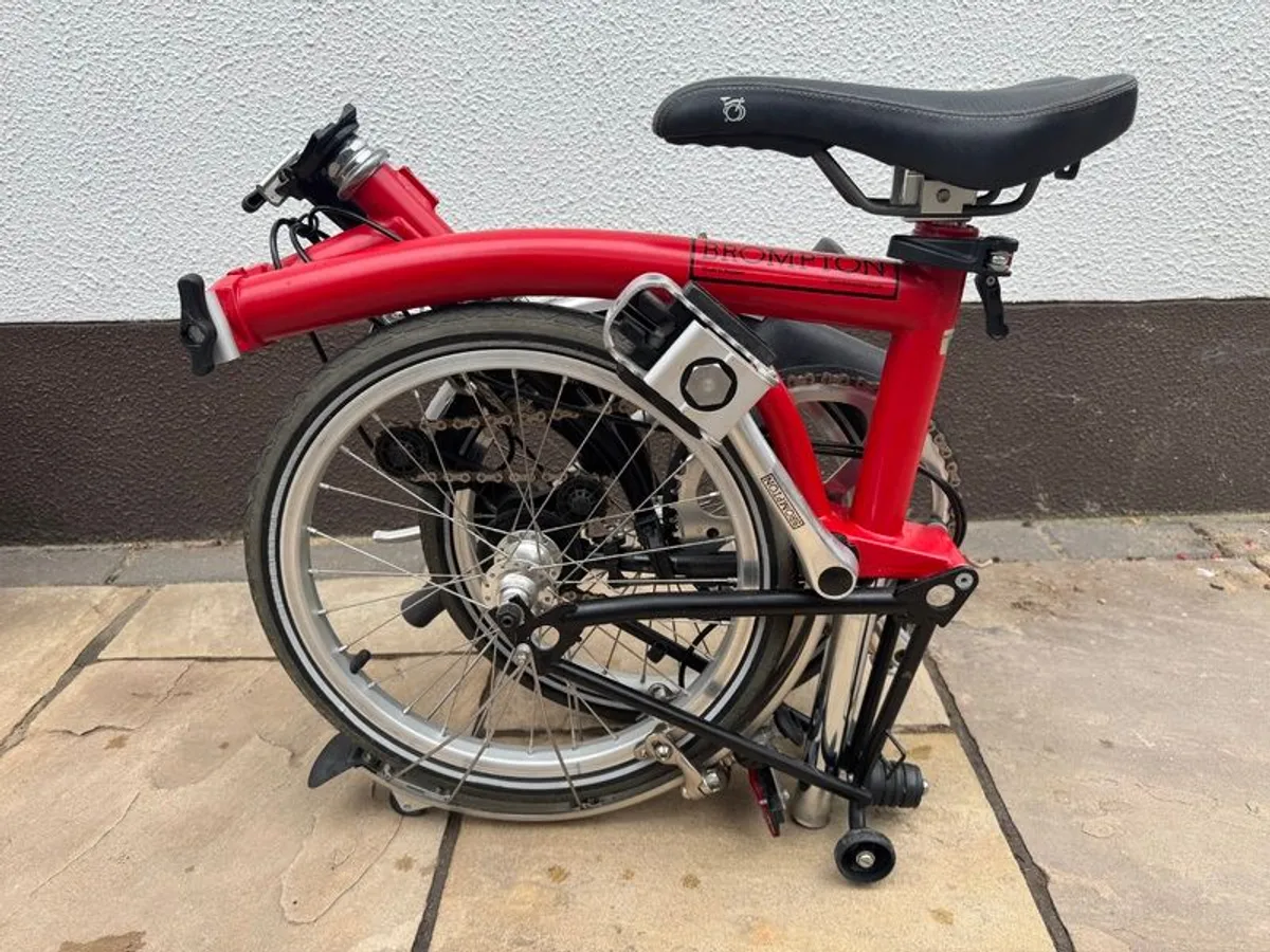 Brompton S2L folding bike in excellent condition - Image 2