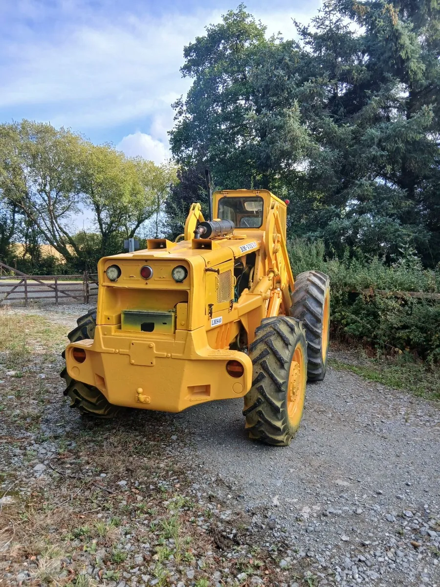 volvo bm loading shovel LM84O - Image 4