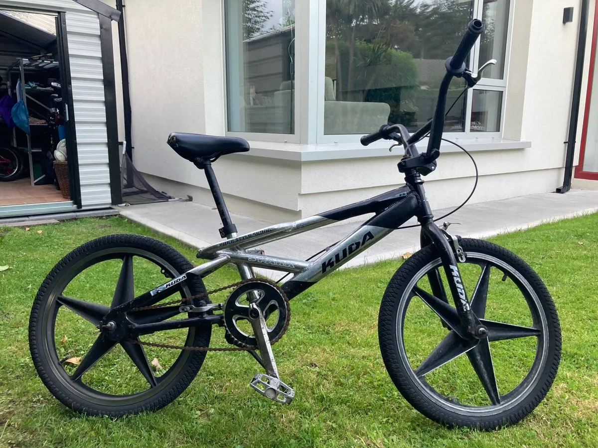 Kids bike - Image 2