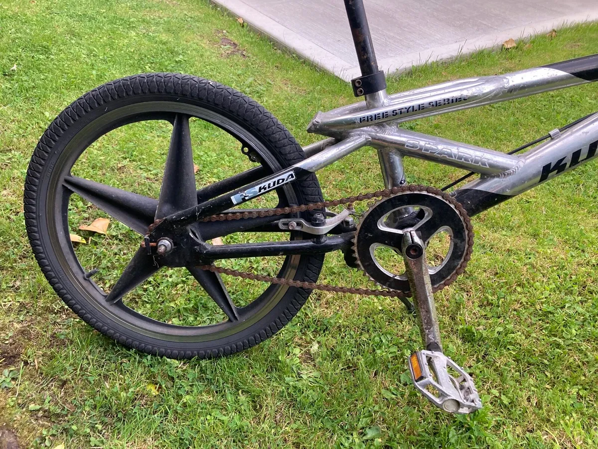 Kids bike - Image 4
