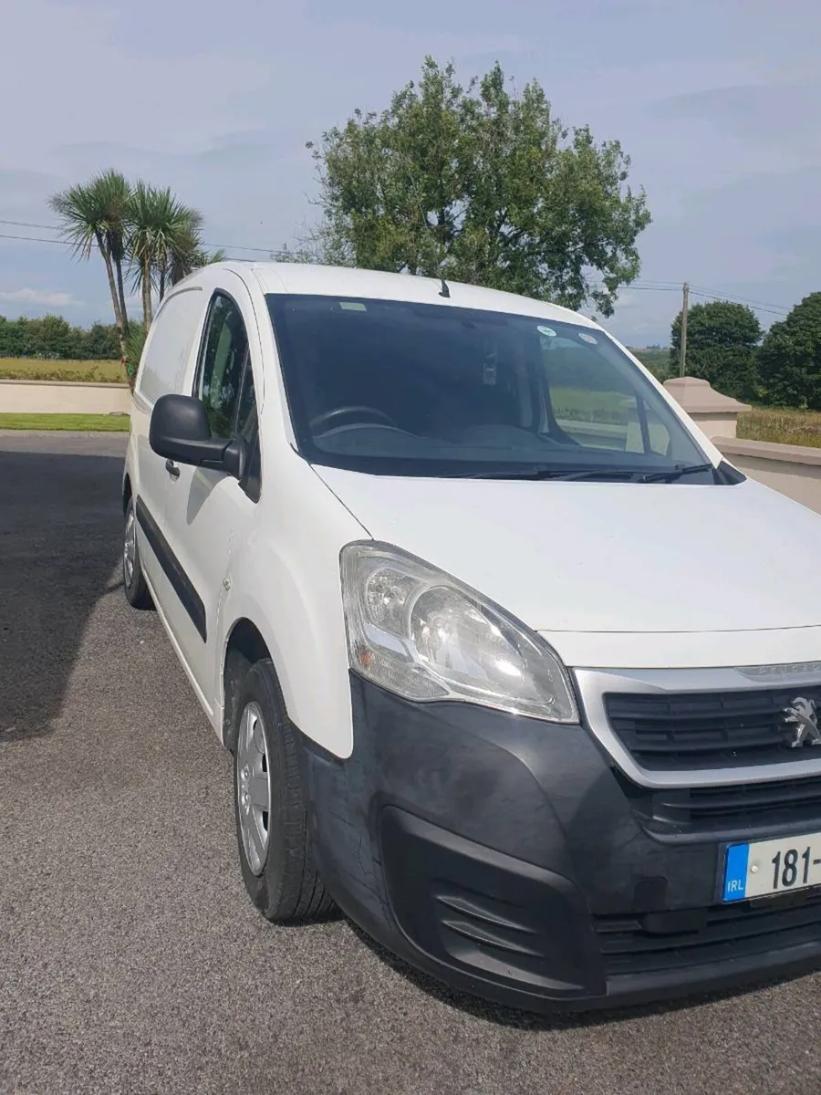 Peugeot Partner 1 Owner , Taxed and Tested - Image 2