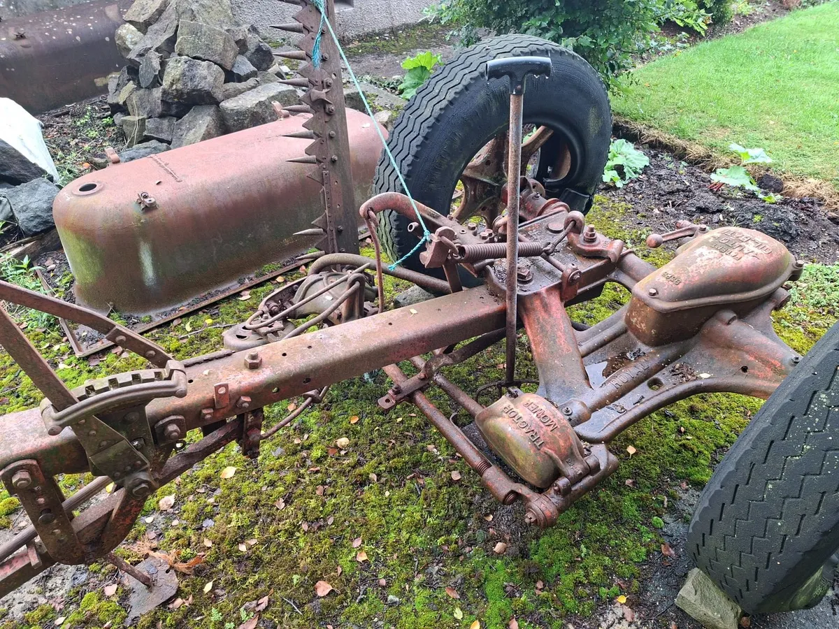 Vintage Heavy Duty Cutting Bar - Image 3