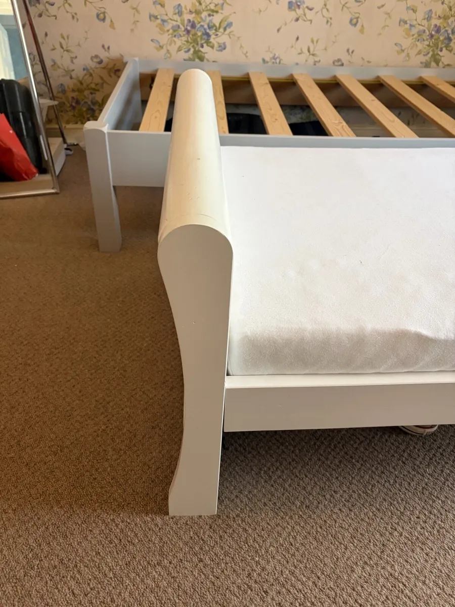 Toddlers bed - Image 2