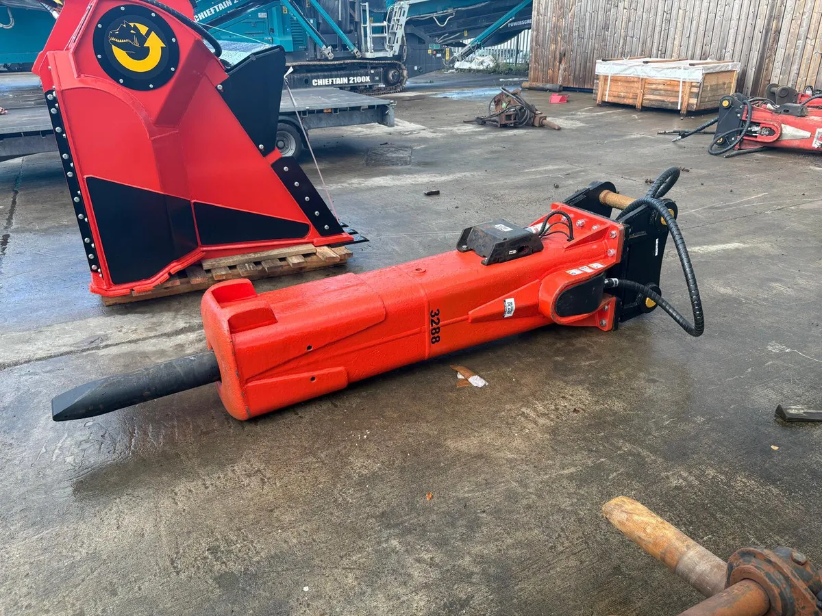 Rammer BR3288 Rock Hammer - Image 3