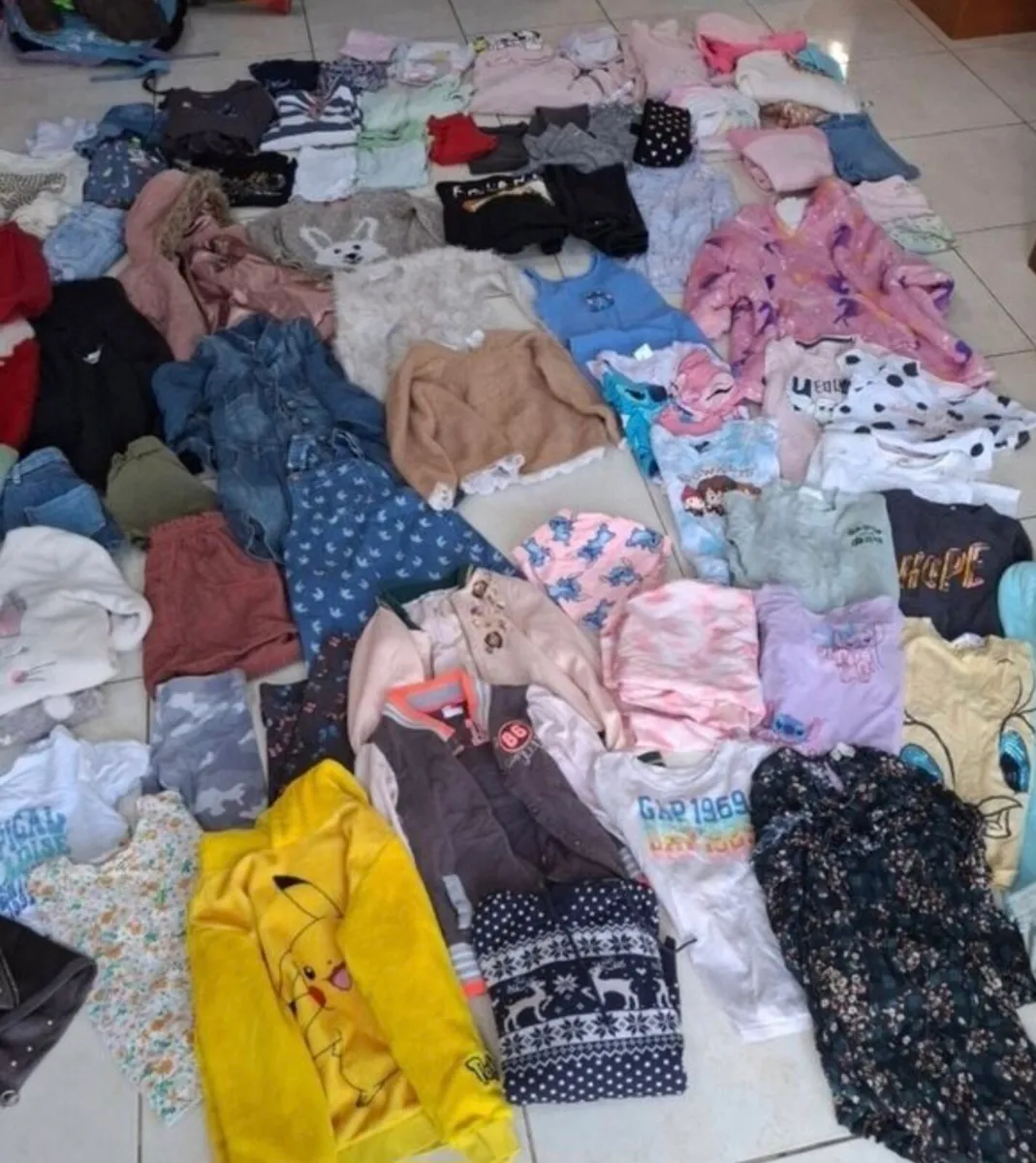 Girls clothes bundle age 6-7 - Image 4