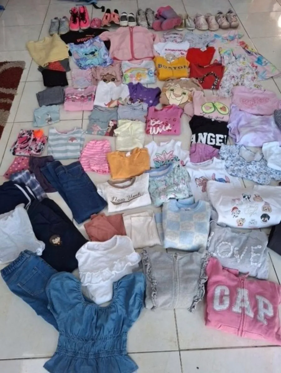 Girls clothes bundle age 7-8 - Image 2