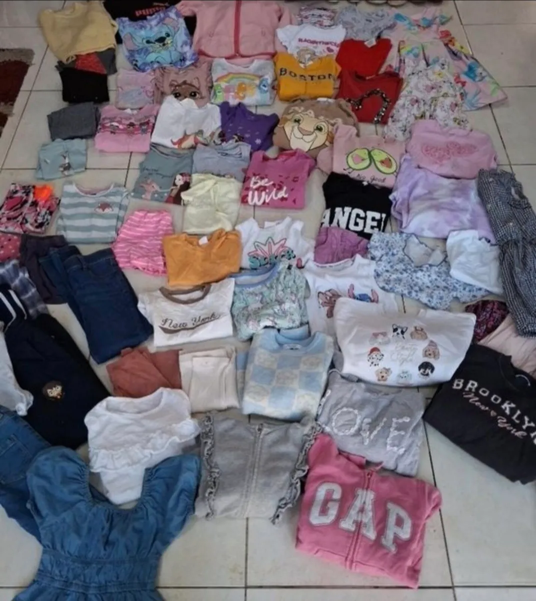 Girls clothes bundle age 7-8 - Image 3