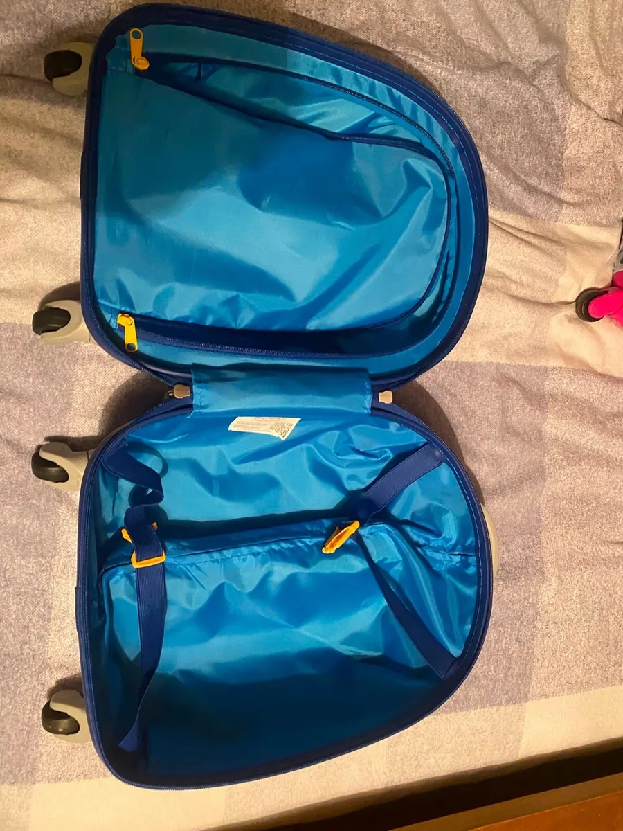 Luggage - Image 3