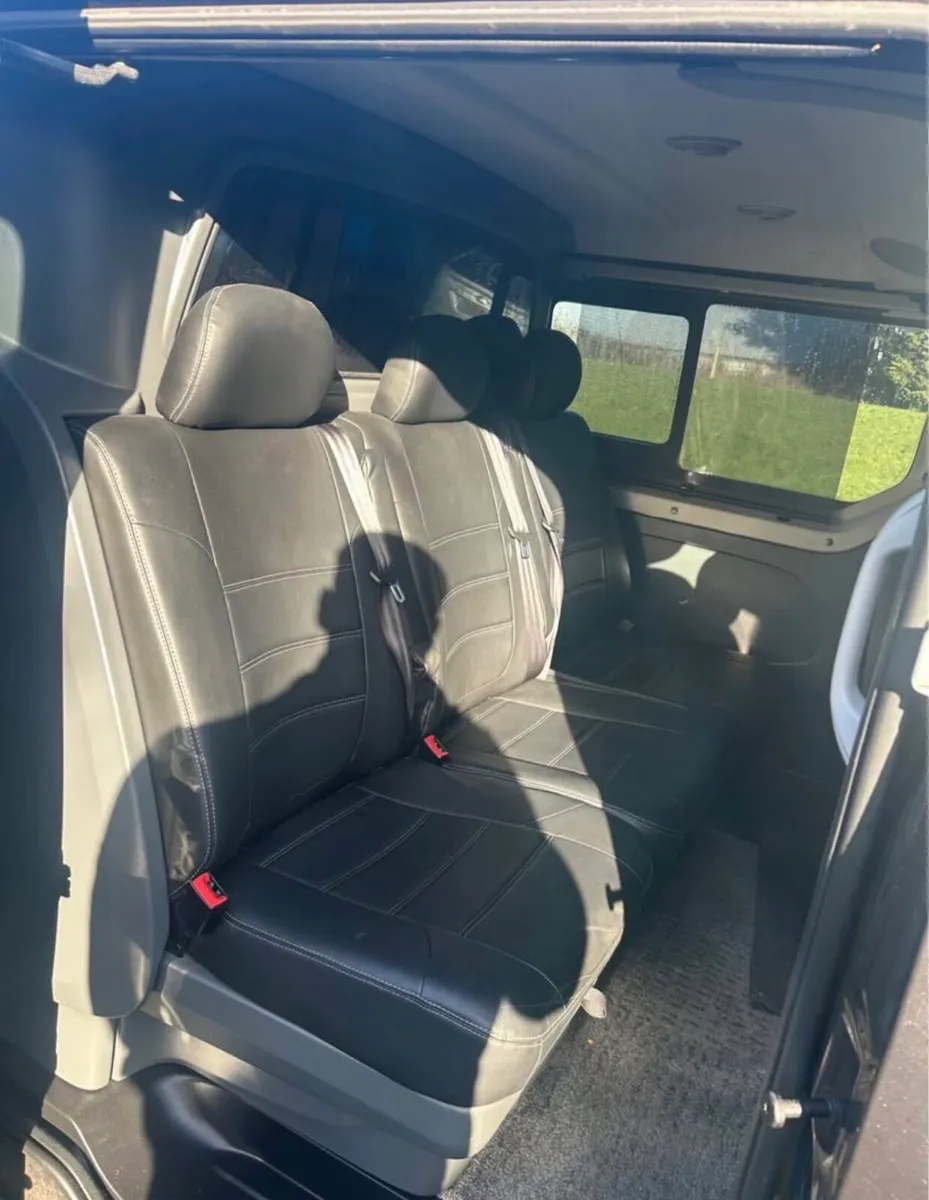 Renault traffic crew cab - Image 2