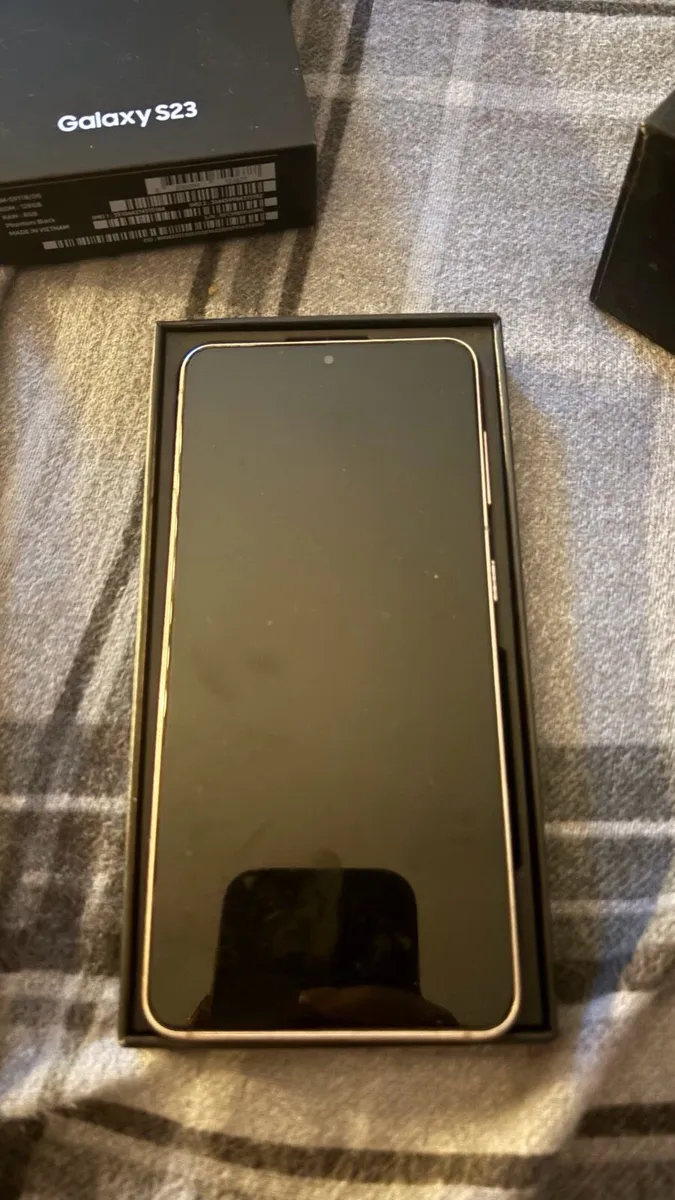 Samsung s23 - Image 2