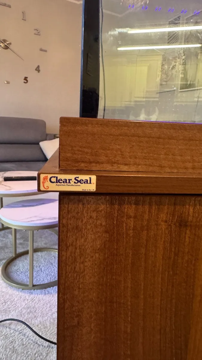 Fish tank Clearseal 240l - Image 4