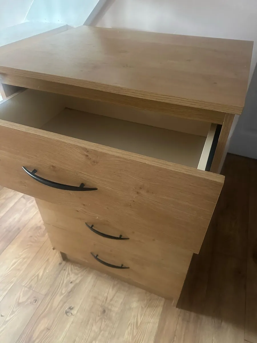 Chest of Drawers - Image 4