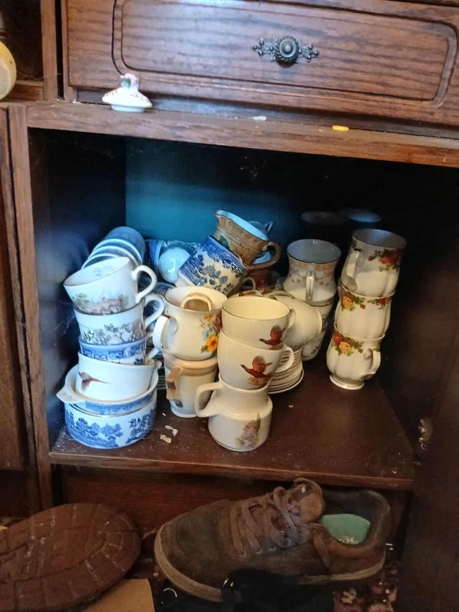 Antique glassware - Image 2