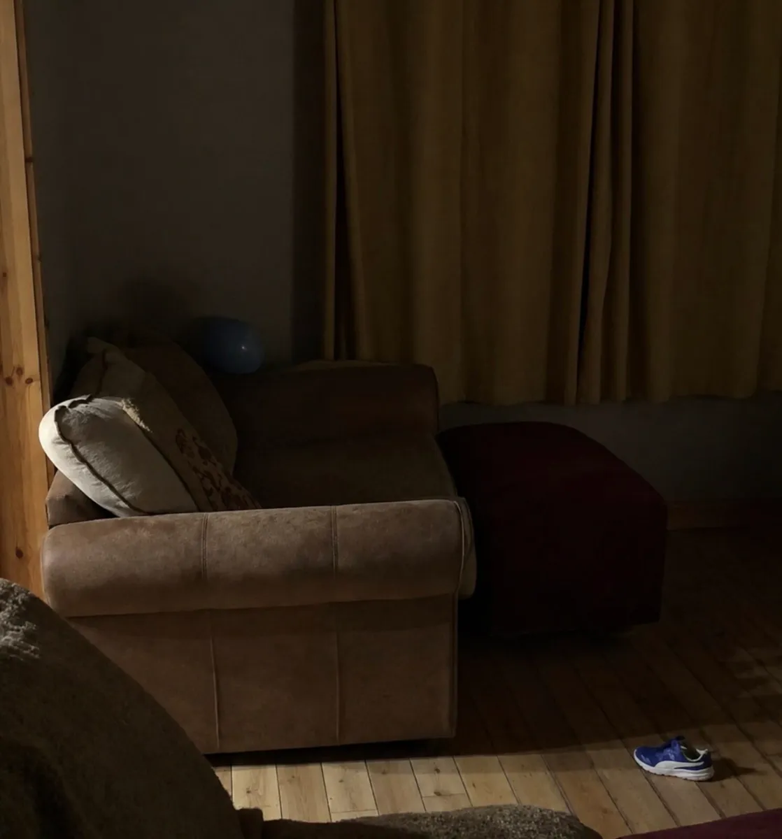 L shape couches - Image 3