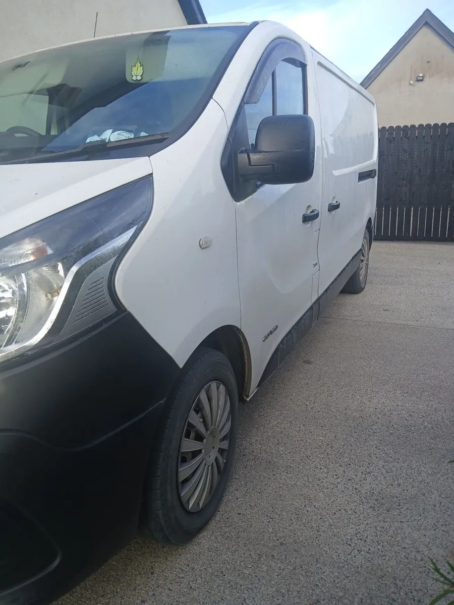 Nissan NV300 2017 - Image 3